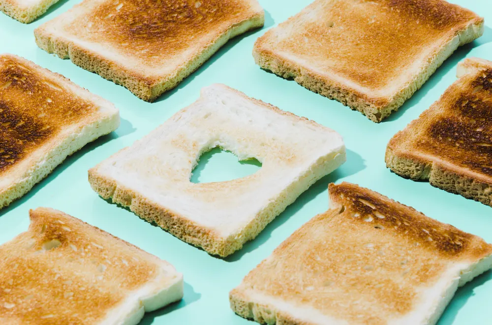 pan para sándwiches con pastas para untar